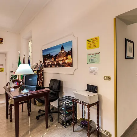 בית הארחה Domus 78 רומא